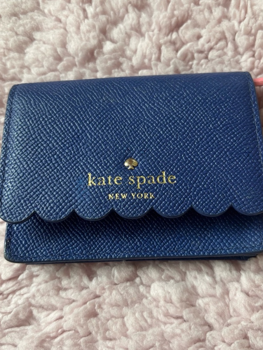 Kate Spade New York Scalloped Card Case NWOT